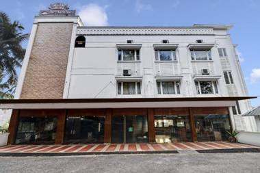 Townhouse OAK Neelambari Suite