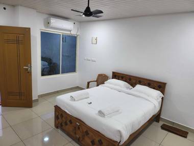 OYO HOME 90680 Hill Top Down