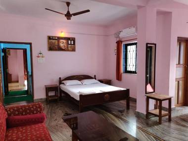 Morjim Sunset Guesthouse