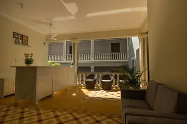 The Foothills - A Boutique Hotel