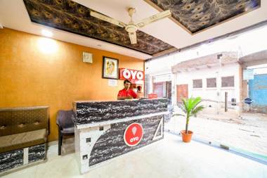 OYO 12847 Hotel Kanha Palace