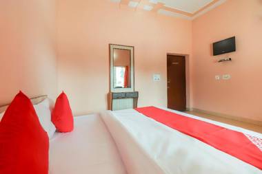 OYO 70459 Mukund Vihar Inn
