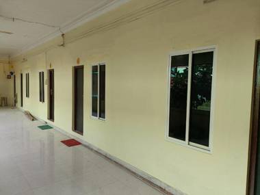 Bhargava Yatri niwas