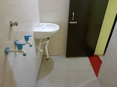 Bhargava Yatri niwas