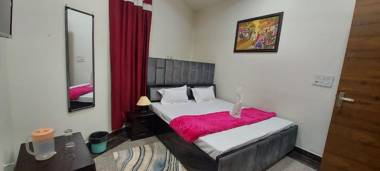 Hotel Virasat Palace