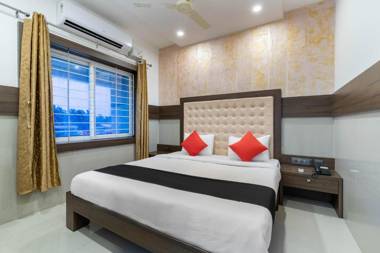 Collection O 26230 Hotel Nirvikalpa