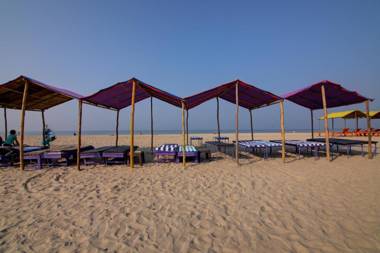 Sunset & Waves Resort