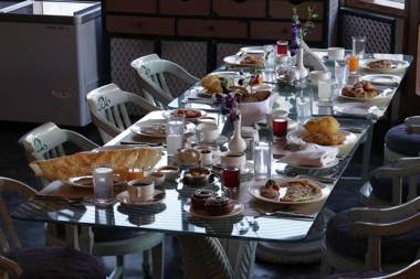 Manuallaya The Resort & Spa