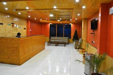 Gezellig Inn - Tree Hill Cottages & Kanyal Villas