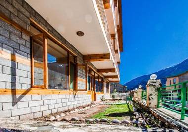 Golden Meadows Cottage