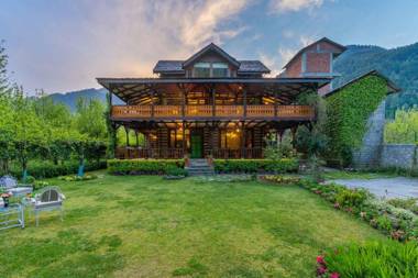 StayVista at The Kathguni House