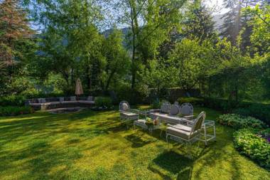 StayVista at The Kathguni House