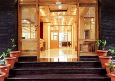 Gezellig Inn - Vardhan Hills