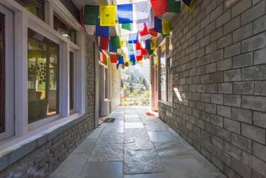 The Deephill Vivid Manali