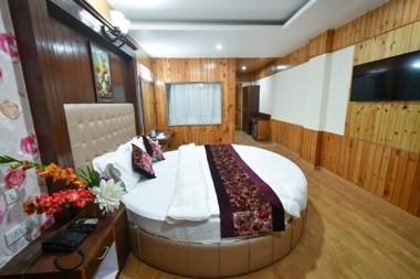 Manali Valley Resort