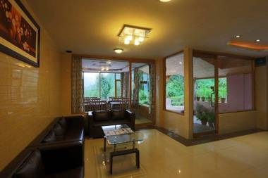 Lotus Inn River View