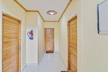 Capital O 81475 Hotel Bhawani Villa