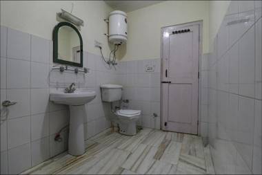 FabHotel Shandela Near Mall Road