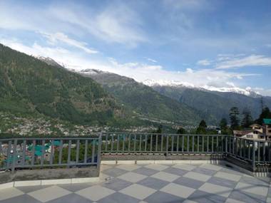 Abhilashi Residency & Spa - Centrally Heated & Air Cooled