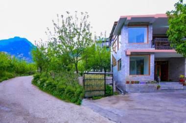 glamerous 3BHK appartment in manali hills!!!