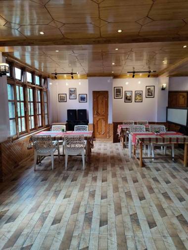 Celebriti by Aransh Group