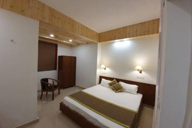Goroomgo Mars Resort Manali
