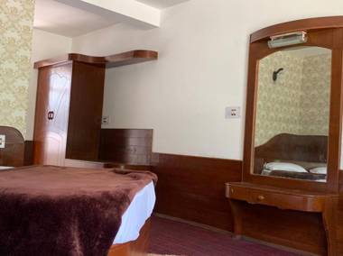 vella Manali Mountain view hotels