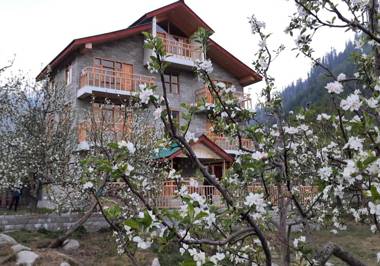 The Heaven's Retreat