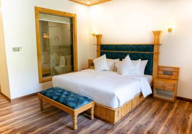 SHIRAR RESORT AND SPA