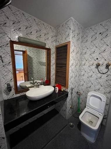 The Himalayan Chalet