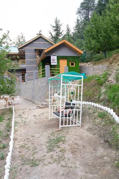 SaffronStays Kesar Villa