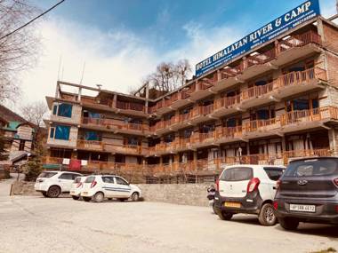Hotel Himalayan River & Camp- a true riverside hotel