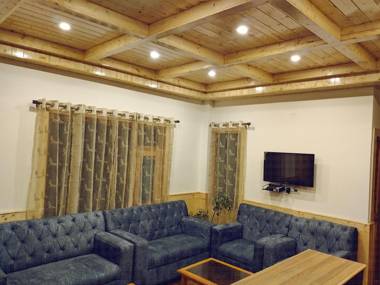 LUXURY PLANET RESORT MANALI