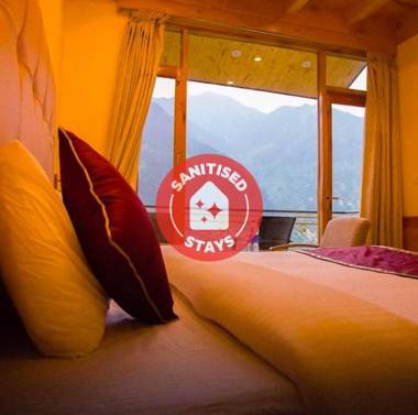 OYO 93237 The Royal Bliss