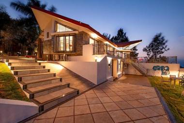 StayVista at CasaMo Silver Oak Villa