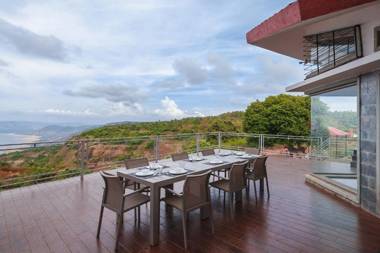 StayVista at CasaMo Silver Oak Villa