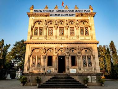 OYO Flagship 26583 Hotel Kohinoor Plaza