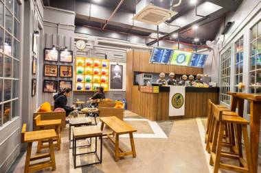 OYO 61503 Hotel Honey House