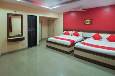 OYO 60657 Hotel Nobel Executive