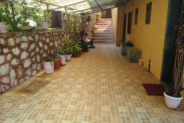 Gold Next With Swimming Pool 6 BHK