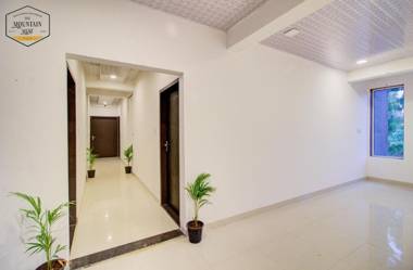 The Mountain Mist Hotel