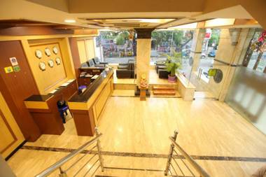 Hotel Arasan Sapthagiri