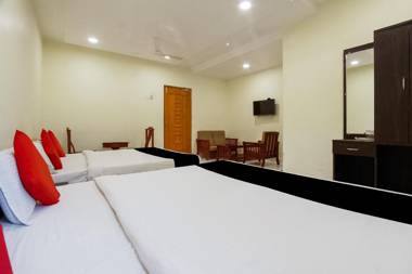 Collection O 66492 Hotel Amaran