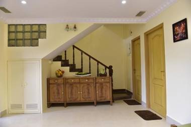 'Golden Oceans' beach view villa