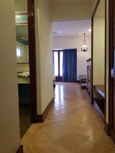 Coconut Grove Beach Resort