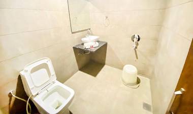 FabHotel Nanda Civil Lines