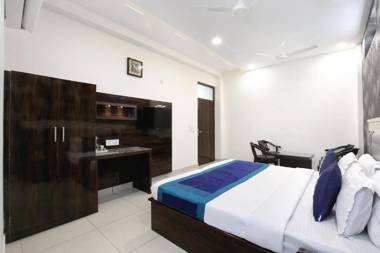 OYO 9674 Hotel OBR Inn