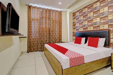 OYO 74073 Hotel Abhishek