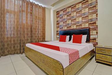 OYO 74073 Hotel Abhishek