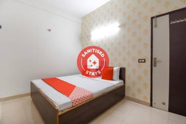 OYO 76334 Eight Cubes